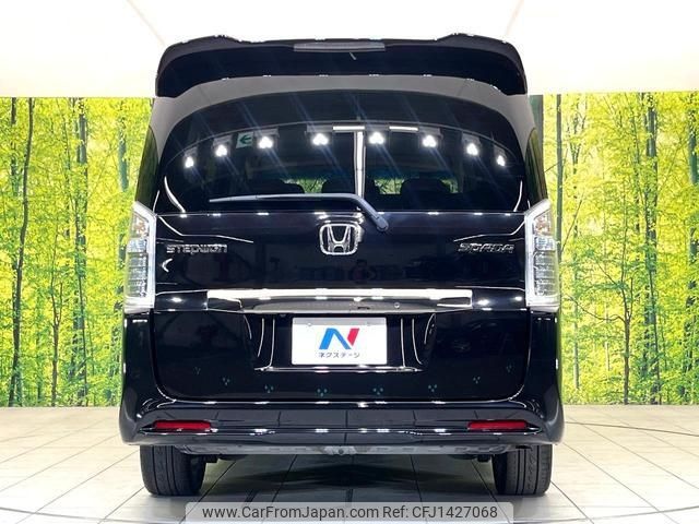 honda stepwagon 2014 CFJ1427068 image 2