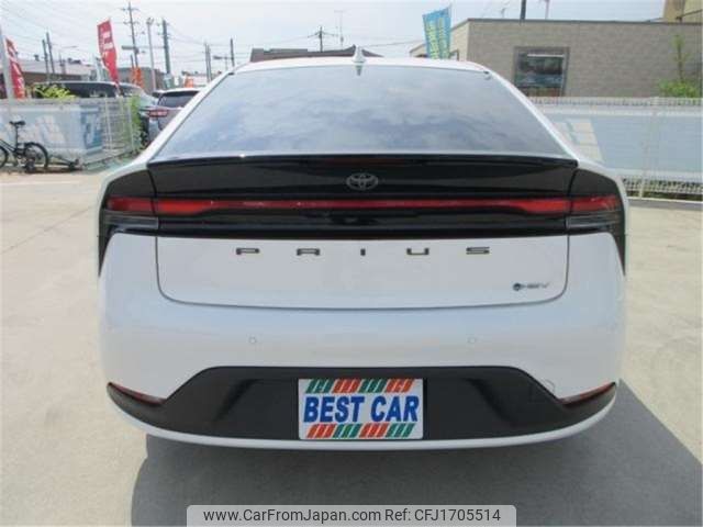 toyota prius 2024 CFJ1705514 image 2