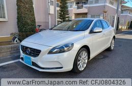 volvo v40 2015 GOO_JP_700050294530250227001