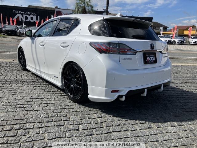 lexus ct 2011 CFJ1844603 image 2