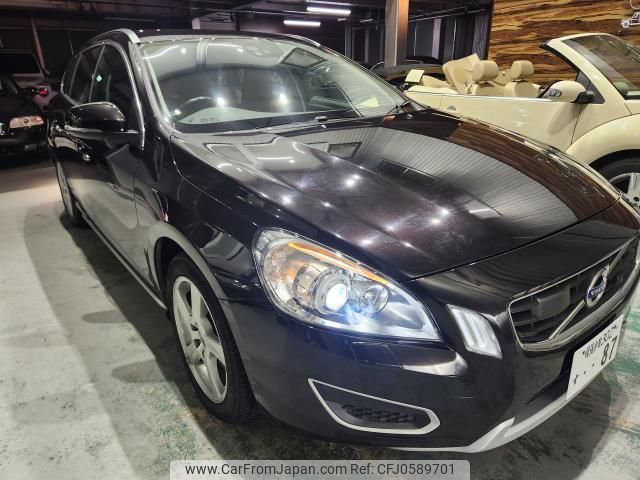 volvo v60 2012 quick_quick_DBA-FB4164T_YV1FW485BD1104663 image 1