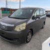 toyota noah 2012 CFJ1726066 image 1