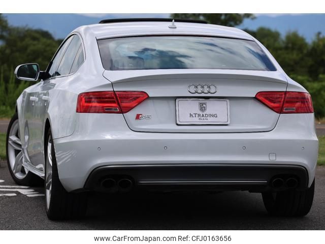 audi s5-sportback 2012 quick_quick_8TCGWL_WAUZZZ8T7CA022184 image 2