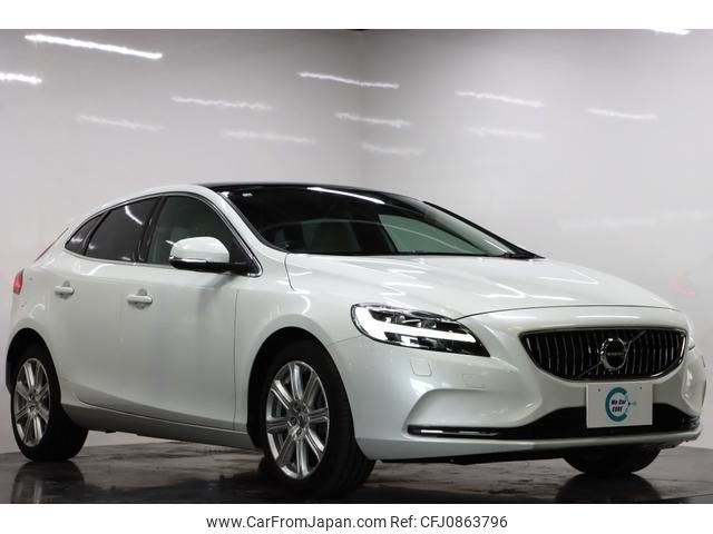 volvo v40 2020 -VOLVO 【名変中 】--Volvo V40 MB4154T--K2603972---VOLVO 【名変中 】--Volvo V40 MB4154T--K2603972- image 1