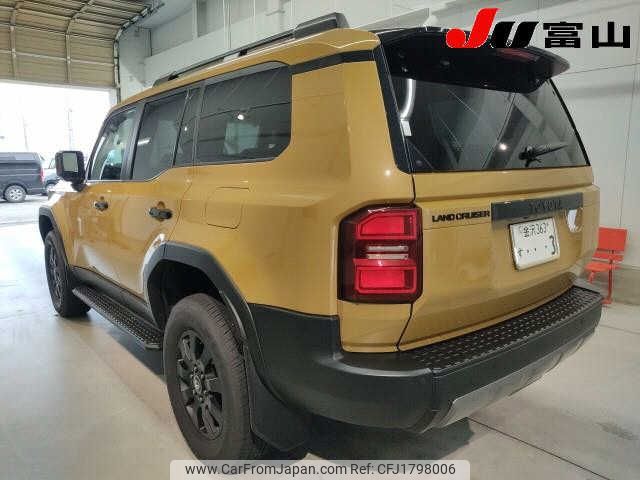 toyota land-cruiser-wagon 2024 CFJ1798006 image 2