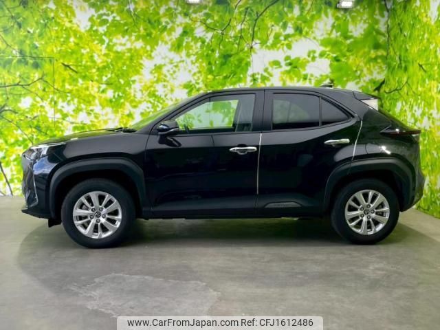 toyota yaris-cross 2024 CFJ1612486 image 2