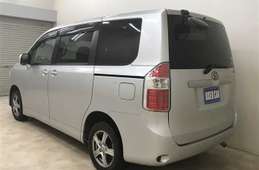 2009 Toyota Noah DBA-ZRR75G 4WD - Car Price $1,932