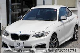 bmw bmw-others 2014 quick_quick_DBA-1J30_WBA1J720X0V228353