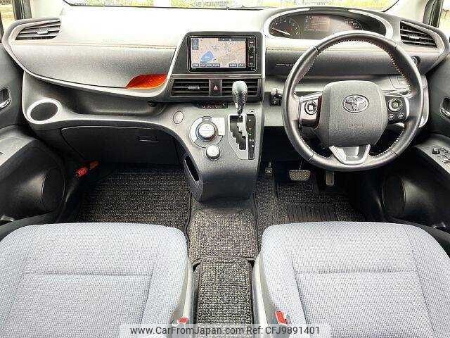 toyota sienta 2015 504928-921766 image 1