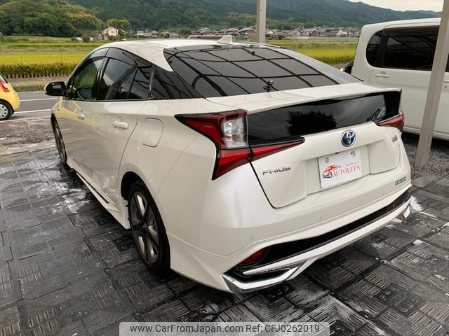 toyota prius 2019 quick_quick_DAA-ZVW51_ZVW51-8056674 image 2