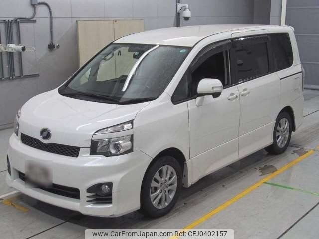 toyota voxy 2013 -TOYOTA--Voxy DBA-ZRR70W--ZRR70W-0582685---TOYOTA--Voxy DBA-ZRR70W--ZRR70W-0582685- image 1