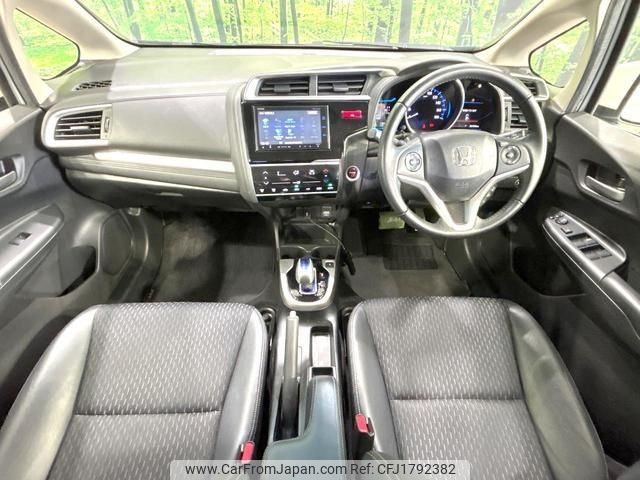 honda fit-hybrid 2015 CFJ1792382 image 2