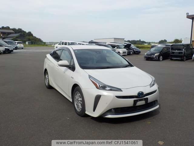 toyota prius 2019 CFJ1541061 image 1