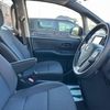 toyota voxy 2018 CFJ1512248 image 12