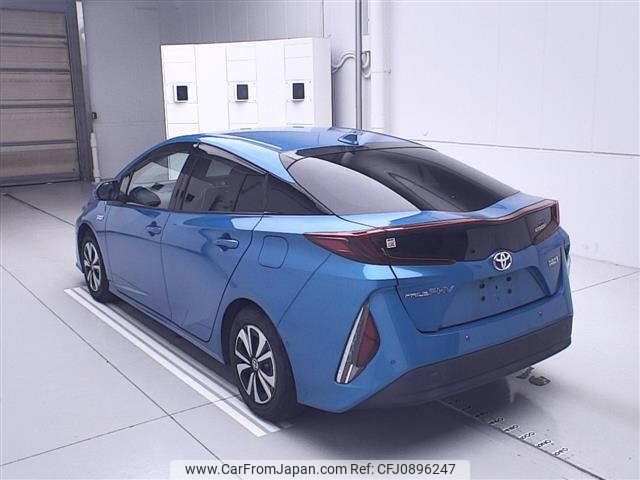 toyota prius-phv 2018 -TOYOTA--Prius PHV ZVW52-3078864---TOYOTA--Prius PHV ZVW52-3078864- image 2