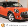 mini mini-others 2019 quick_quick_XN15M_WMWXN320502H82444 image 1