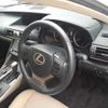 lexus is 2019 CFJ1786701 image 12