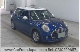 mini mini-others 2014 quick_quick_DBA-XM15_WMWXM52070T926937