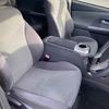toyota prius-α undefined CFJ1797268 image 8
