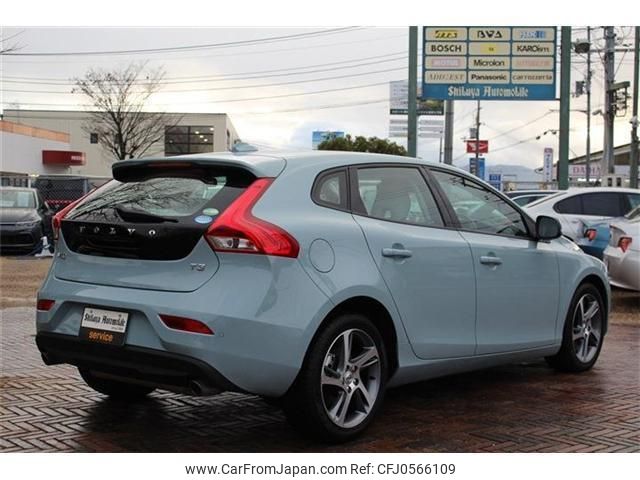 volvo v40 2018 quick_quick_DBA-MB4154T_YV1MV2920J2489220 image 2