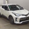 toyota c-hr 2019 quick_quick_6AA-ZYX11_ZYX11-2003447 image 1