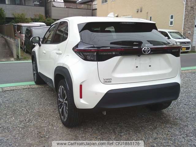 toyota yaris-cross 2021 CFJ1865176 image 2