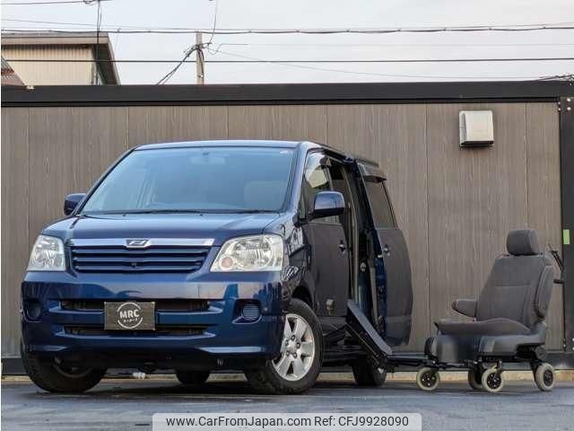 toyota noah 2004 quick_quick_TA-AZR60G_AZR60-0282955 image 1