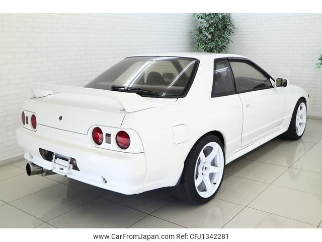nissan skyline-gt-r 1993 quick_quick_BNR32_BNR32-302599 image 2