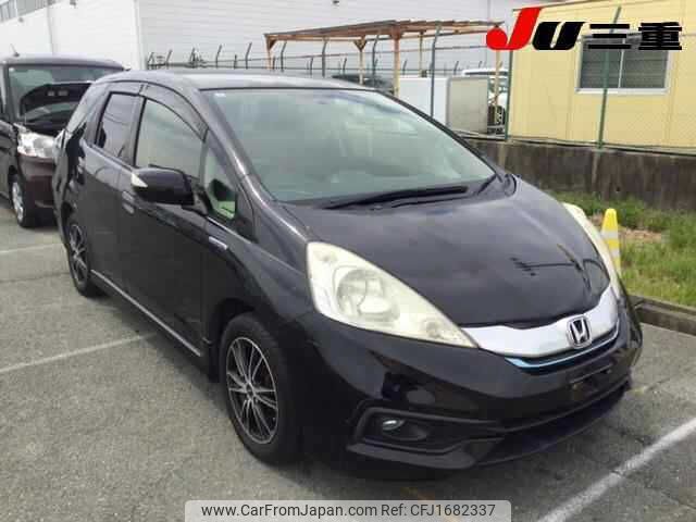 honda fit-shuttle 2013 CFJ1682337 image 1