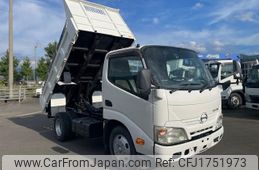 hino dutro 2011 CFJ1751973
