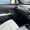 lexus ux 2018 141 image 50