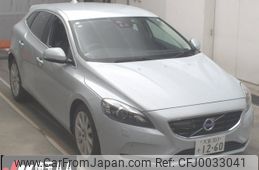 volvo v40 2015 -VOLVO 【大宮 303ｿ1260】--Volvo V40 MB4164T-F2226252---VOLVO 【大宮 303ｿ1260】--Volvo V40 MB4164T-F2226252-