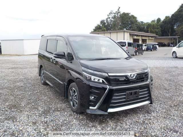 toyota voxy 2017 -TOYOTA--Voxy DBA-ZRR80W--ZRR80-0368427---TOYOTA--Voxy DBA-ZRR80W--ZRR80-0368427- image 1