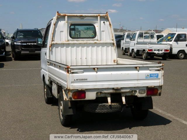 mitsubishi minicab-truck 1997 No.15498 image 2