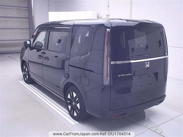 honda stepwagon 2025 CFJ1704314 image 2