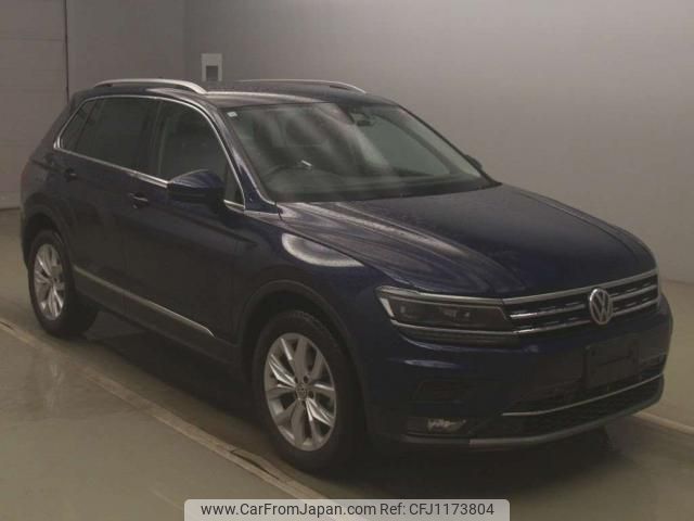 volkswagen tiguan 2018 quick_quick_LDA-5NDFGF_WVGZZZ5NZKW308389 image 1