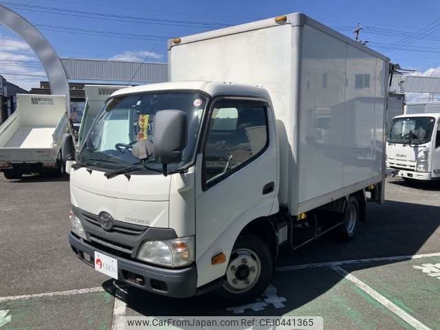 toyota dyna-truck 2012 -TOYOTA--Dyna SKG-XZU605--XZU605-0002572---TOYOTA--Dyna SKG-XZU605--XZU605-0002572- image 1