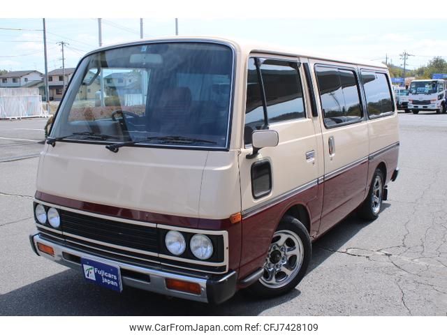 nissan caravan-coach 1985 GOO_JP_700100180330220413002 image 2