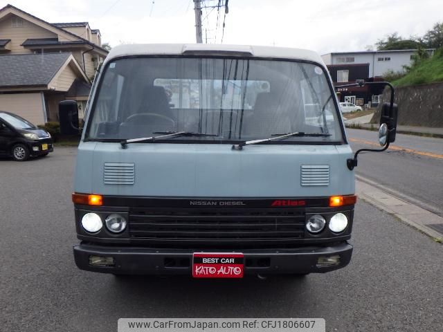 nissan atlas 1983 CFJ1806607 image 2