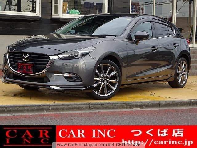 mazda axela 2017 CFJ1751426 image 1