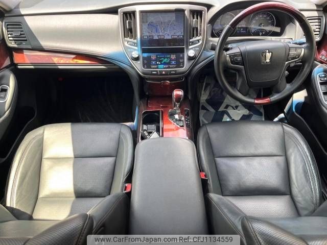 toyota crown-majesta 2014 -TOYOTA--Crown Majesta DAA-GWS214--GWS214-6006148---TOYOTA--Crown Majesta DAA-GWS214--GWS214-6006148- image 2