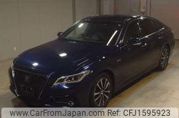 toyota crown 2019 CFJ1595923