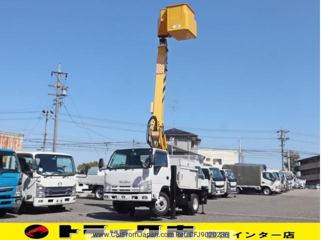 isuzu elf-truck 2013 CFJ9020236 image 1