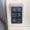toyota land-cruiser-prado 2020 25111004 image 32