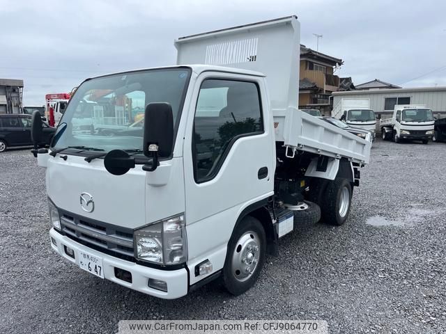 isuzu elf-truck 2014 GOO_NET_EXCHANGE_0401930A30231011W006 image 2