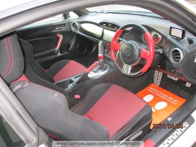 toyota 86 2013 -TOYOTA--86 DBA-ZN6--ZN6-035803---TOYOTA--86 DBA-ZN6--ZN6-035803- image 2