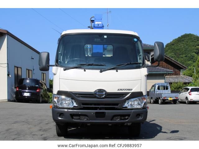 hino dutro 2018 GOO_NET_EXCHANGE_0230013A30240609W002 image 2