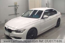 bmw 3-series 2014 -BMW 【横浜 32Yﾓ 17】--BMW 3 Series DAA-3F30--WBA3F92040KL53954---BMW 【横浜 32Yﾓ 17】--BMW 3 Series DAA-3F30--WBA3F92040KL53954-