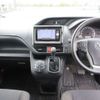 toyota noah 2015 CFJ1842740 image 12