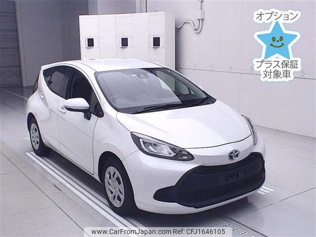 toyota aqua 2022 CFJ1646105 image 1